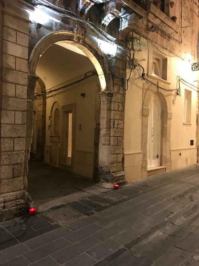 Апартаменты Le Stanze Di Carlo Сиракузы Экстерьер фото
